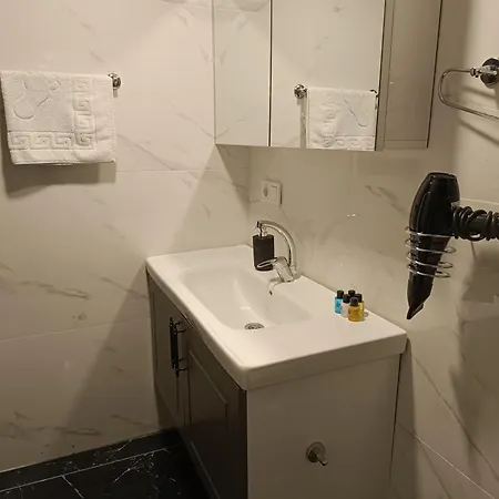 Nomad Hub Appart hôtel 3*