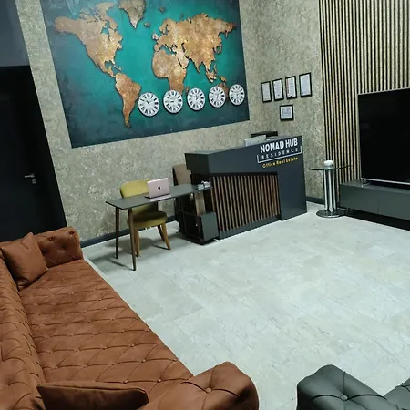 Hotel apartamentowy Nomad Hub 3*