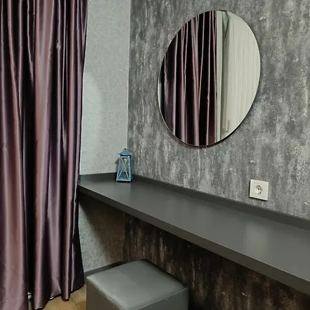 Hotel apartamentowy Nomad Hub 3*