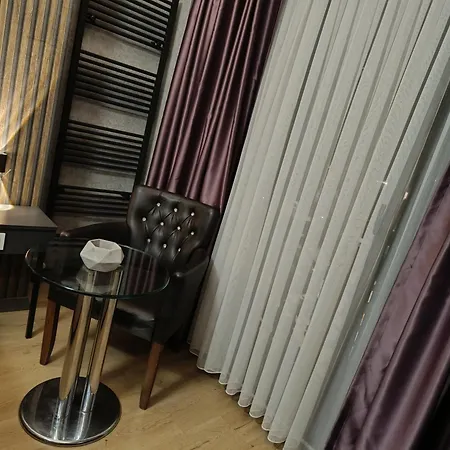 Hotel apartamentowy Nomad Hub