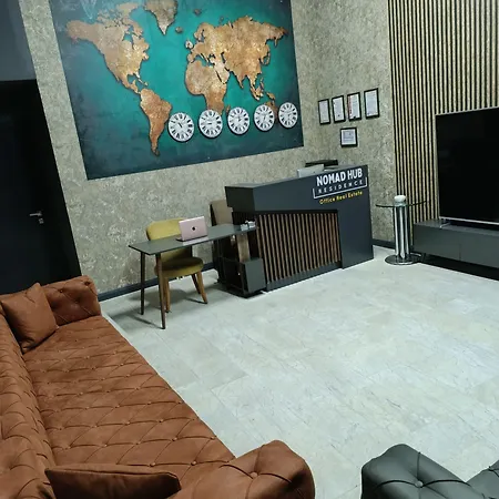 Aparthotel Nomad Hub 3*