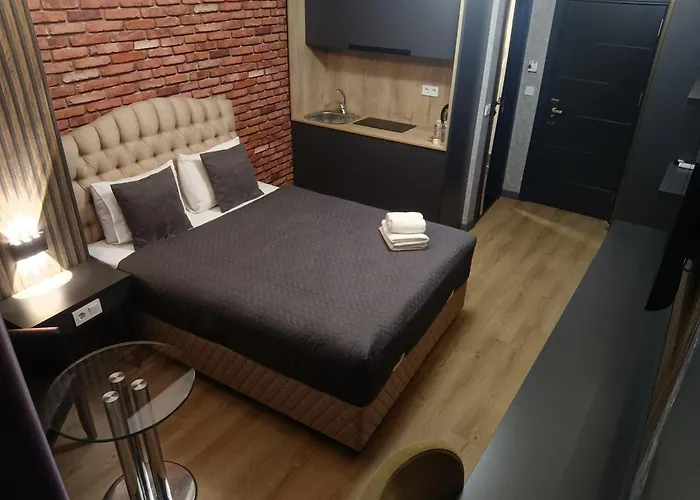 Nomad Hub Apartmanhotel