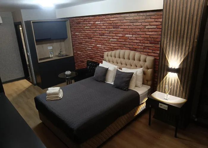 Apartmanhotel Nomad Hub 3*