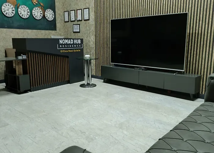 Nomad Hub Apartmanhotel