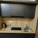 Nomad Hub 3*